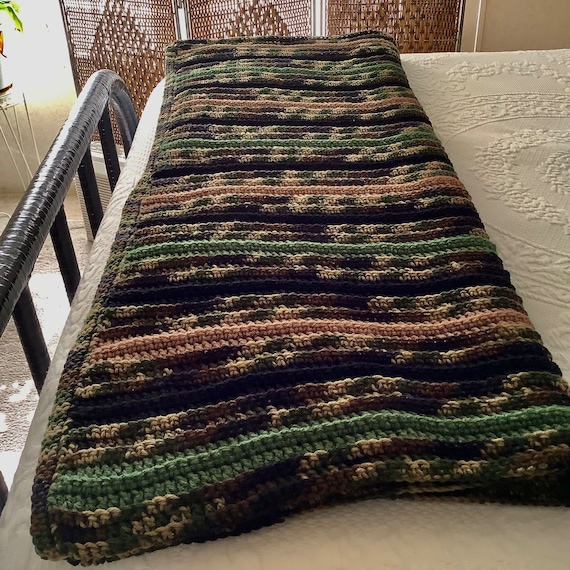 Camo/blk/grn/brwn Blanket/throw/afghan. Xlg No Fringe. for Bed