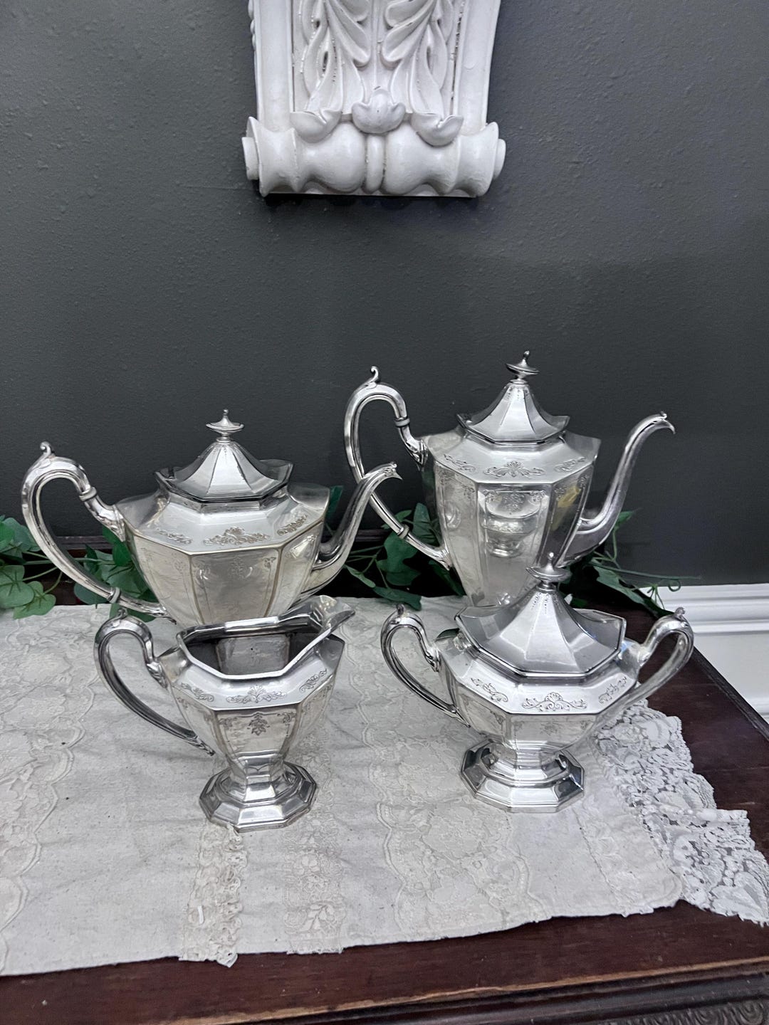 【Reed & Barton】Victorian ティーサービス 4点　優美！！ Vintage Reed and Barton 4 PC Teapot Set Silver Plated #3982 - Etsy