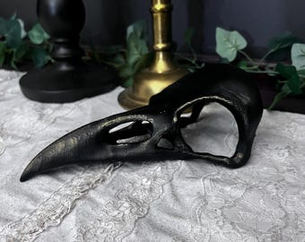 Gothic Raven Skull table top decor