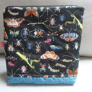 Cosmetic bag insects beetles and creepy crawlies pen bag multicolored grasshoppers
