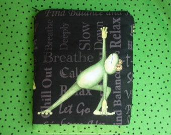 YOGA Frosch    Täschchen  Life is better with Yoga Namaste Exhale Inhale