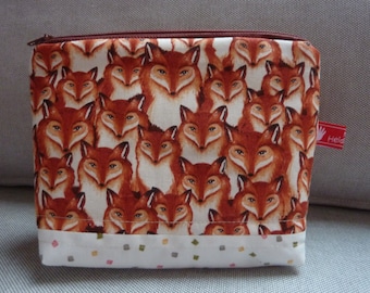 Cosmetic bag A fox has to do what a fox has to do Pen bag Fox Smart fox