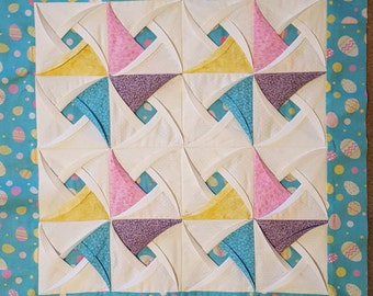 Pinwheel Quilt Block Pattern - Folded Fabric Design (PDF Download)