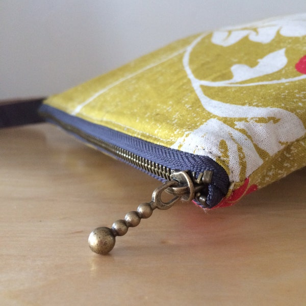 Wristlet Pouch - Bird