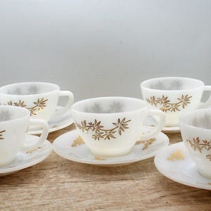 Vintage Federal golden glory pattern milk glass tea cup with saucers mugs set of 5 marked F, retro kitchen decor, cottage-core style