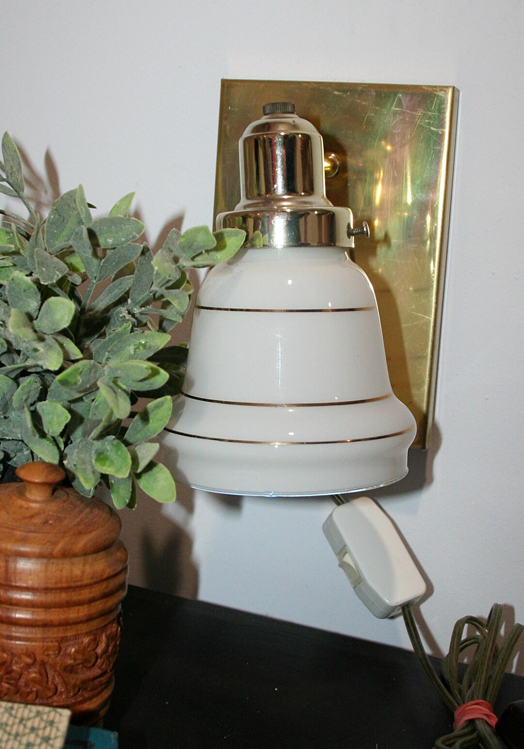 Vintage 1986 Gold Color Lamp With Milk Glass Shade Wall Lamp, Wall Milk ...