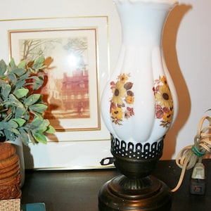 Vintage Mid century Hurricane night table lamp ribbed milk glass ruffled yellow daisy flower design shade metal base, cottage core country