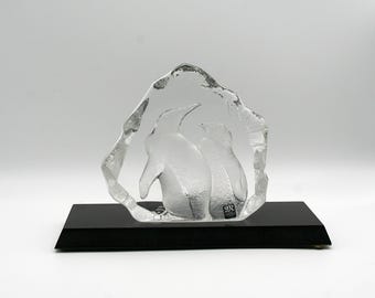 Vintage Zweden gesigneerde matten Jonasson keizerspinguïn sculptuur 1988 Limited Edition kunstglas