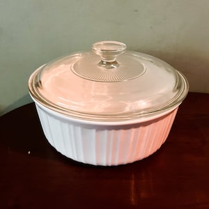 Vintage Corning Ware French White Casserole Dish 2.5 Quarts/2.3 Liters with Lid/Round Deep Corning Ware Casserole Dish, 3.5 Inches