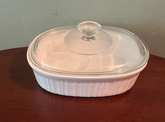 Corningware French White 1.5-Qt Oval Ceramic Casserole Dish with