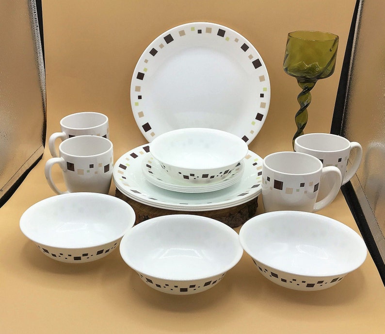 Corelle Vitrelle Geometric Brown Square 16 Piece Dinnerware Service for