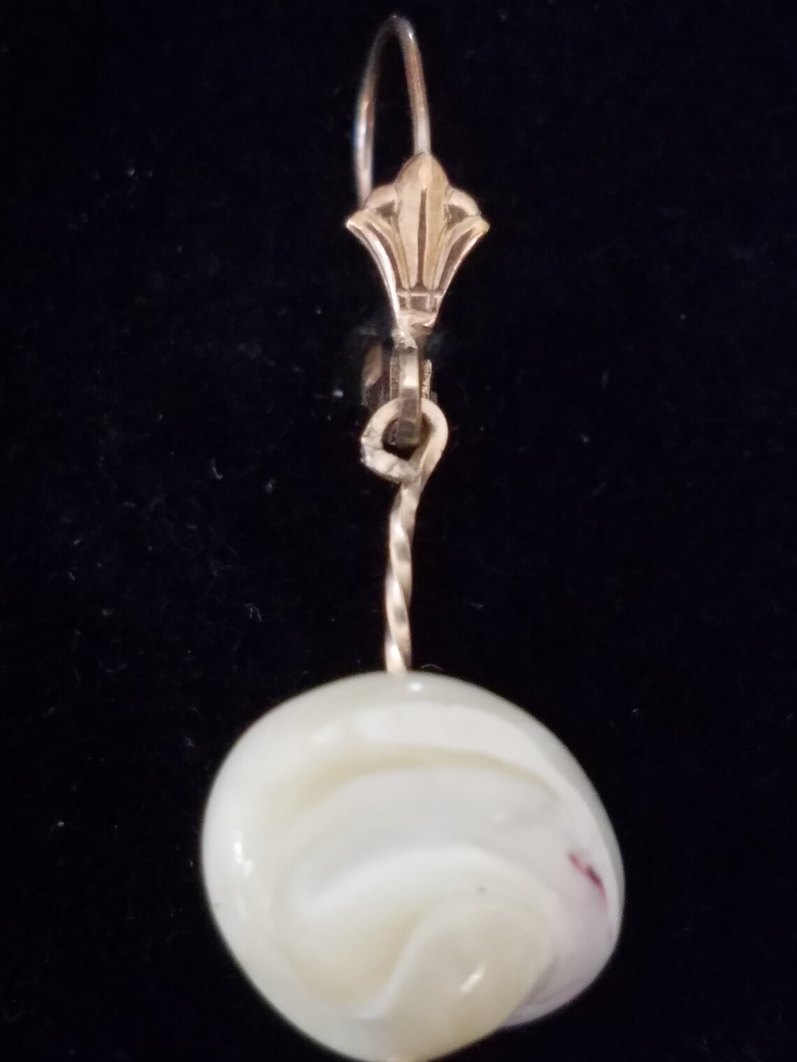 rose gold shell earrings