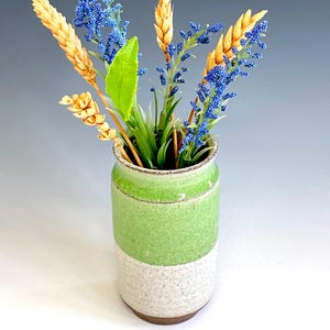 Ceramic flower vase, 4.5&quot; tall, spring green handmade pottery vase