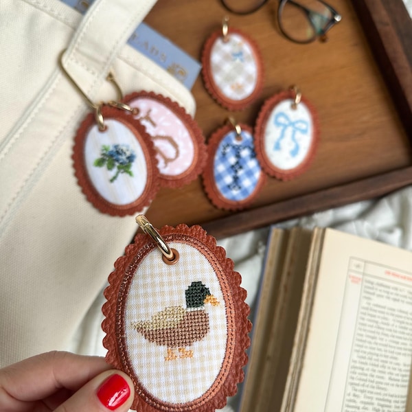 custom bag tag | cross stitch needlepoint style machine embroidered monogram bag charm | scallop leather preppy tote keychain | gift
