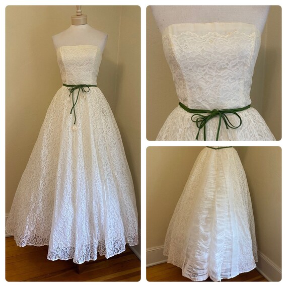 Vintage 50s Ivory Floral Lace Long Gown Tulle Str… - image 1