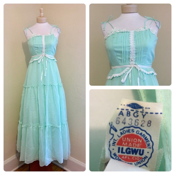 Vintage 1970s 60's UNION MADE Mint Green White Pea