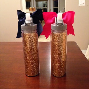 Personalized 18oz Loop Water Bottle Gold Glitter image 3