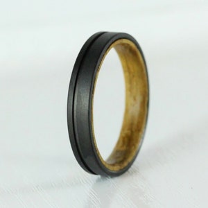 4mm Titanium & Whiskey barrel wood Wedding ring band for men and women - Black