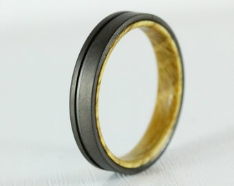 4mm Titanium & Whiskey barrel wood Wedding ring band for men and women - gunmetal grey