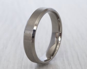 5mm Bevelled Edge Titanium Comfort Fit Mens / Womens Plain band Wedding Ring