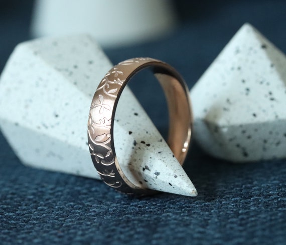 Fede Comoda UnoAerre 4 Mm In Oro Giallo | - La Tua Gioielleria On