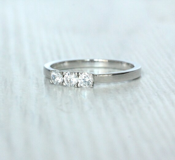 Genuine moissanite rings sale