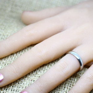 Simple Elegant Blossom Engagement Ring In Rose Gold By Parade - Foto 4