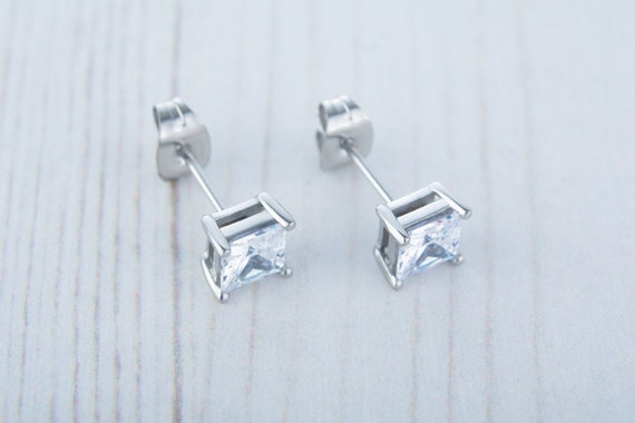 Surgical titanium earrings deals