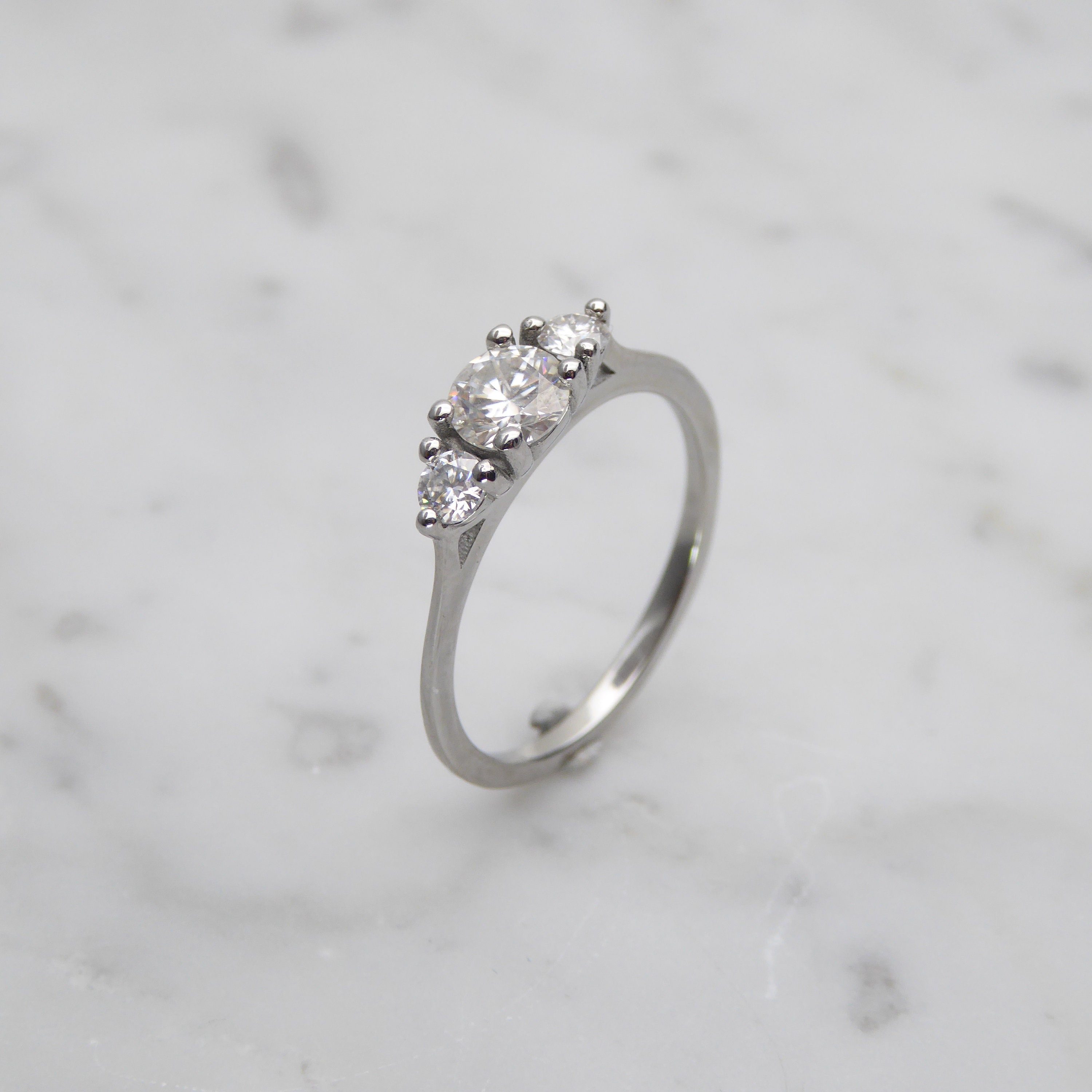 Anello Nuziale Trio In Oro Giallo Placcato 14K Con Diamante