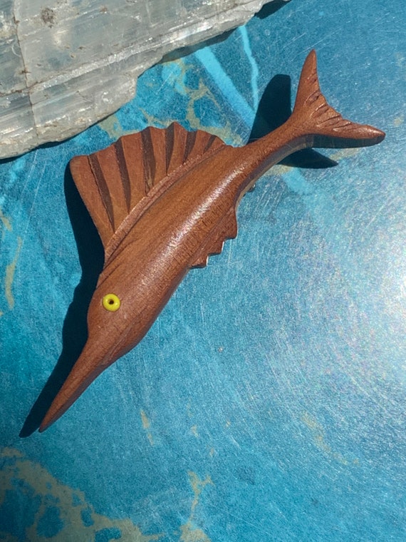 Wooden Sailfish Brooch 50’s Hand Carved - image 2