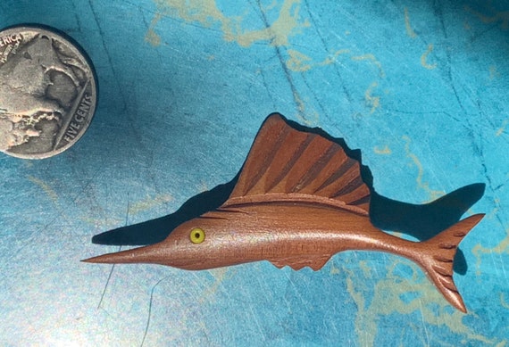 Wooden Sailfish Brooch 50’s Hand Carved - image 4