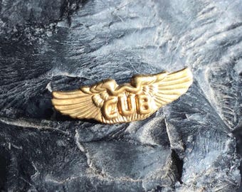 Piper CUB Flying Wings Badge Pin