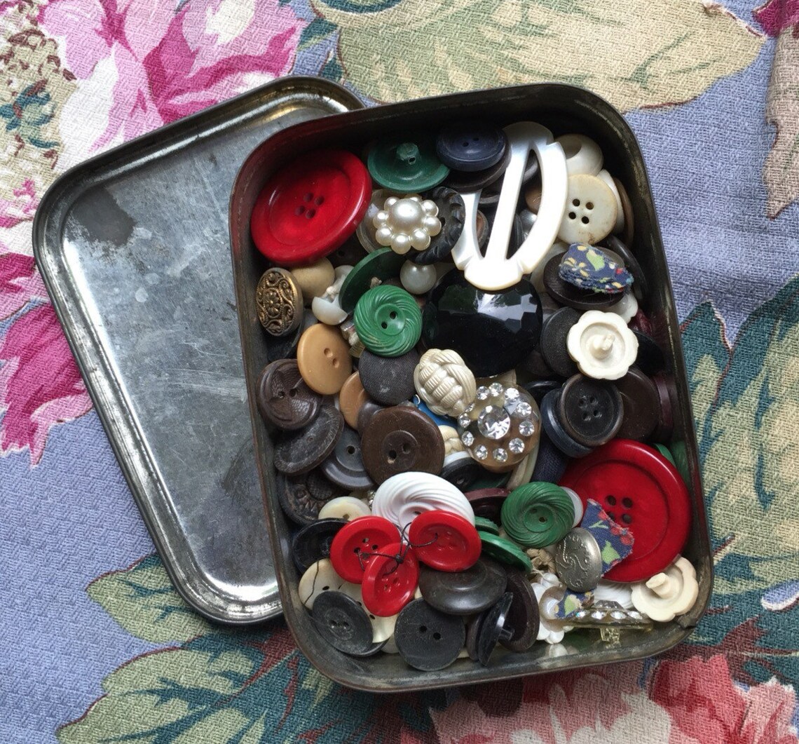 Grandmas Vintage Buttons 15oz - Etsy