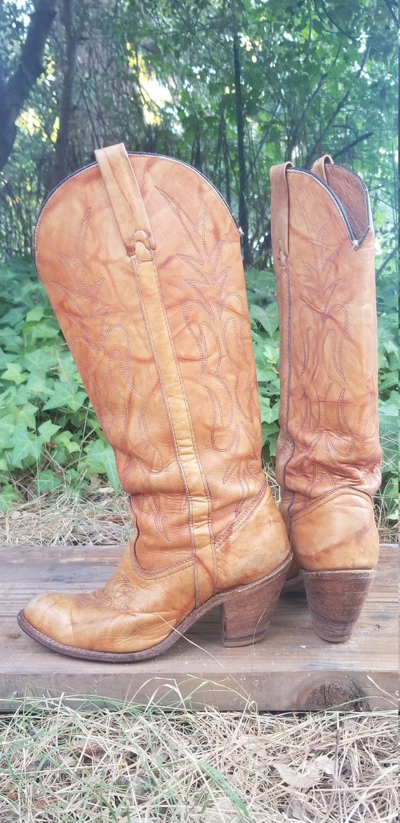 Vintage Womens Cowgirl Boots/ Miss Capezio/Tall