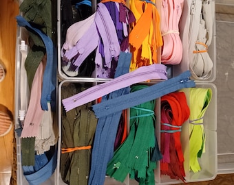 SALE!  Lot of PLASTIC ZIPPERS,  Set of 5, 10,  15 or 20