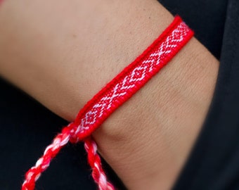Red & White Woven Boho Bracelet: Handcrafted Andean Textile Jewelry