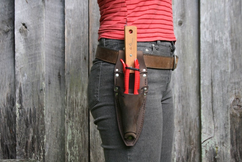 Hori Hori Sheath with Pruner Scissor Pockets image 1