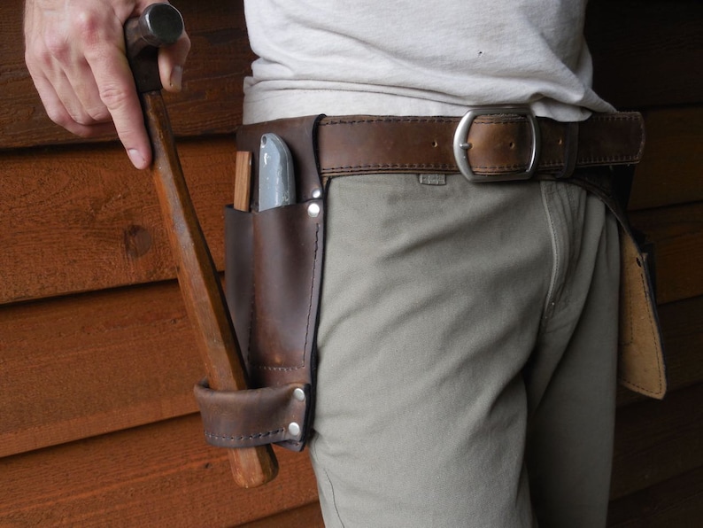 Long Leather Hammer Loop with pockets for box knife and pencil. The ideal accompaniment to the finish carpenter's tool belt. image 2