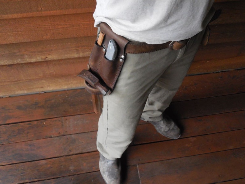 Long Leather Hammer Loop with pockets for box knife and pencil. The ideal accompaniment to the finish carpenter's tool belt. image 5