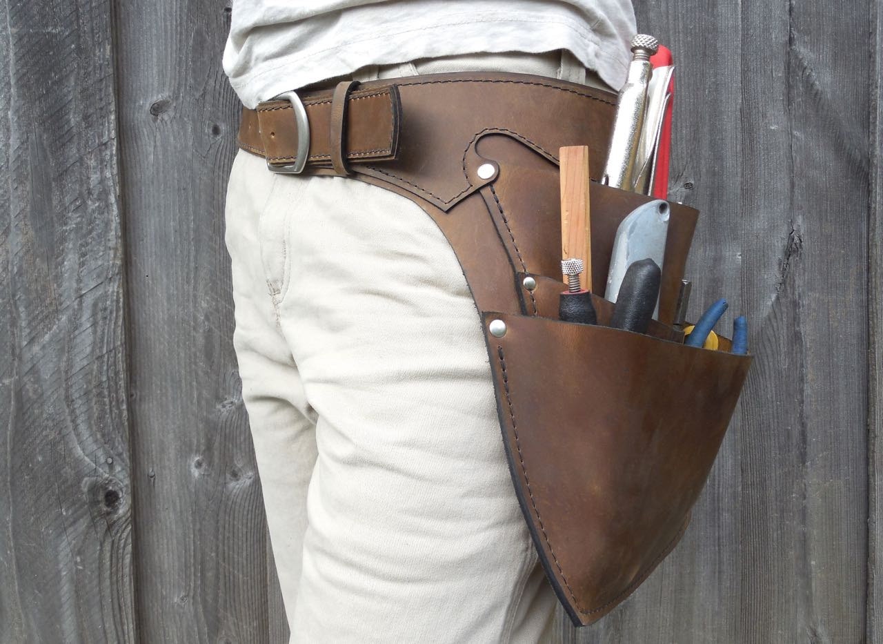 Essentials for a Carpenter's Tool Belt - Fine Homebuilding