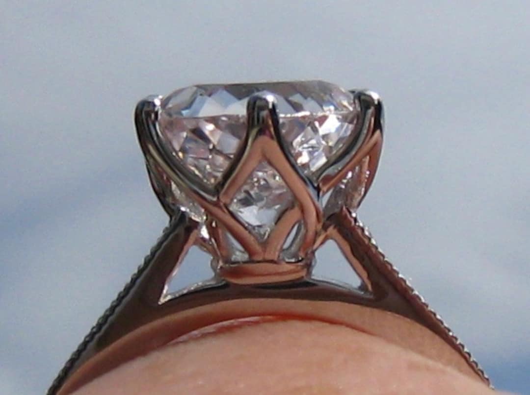 Montura de anillo de compromiso de diamantes de oro Lily México