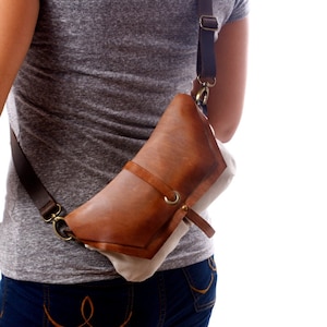 Brown  Leather Crossbody Fanny Pack