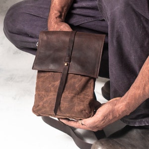Sac à bandoulière pour homme, sac en cuir et toile cirée
