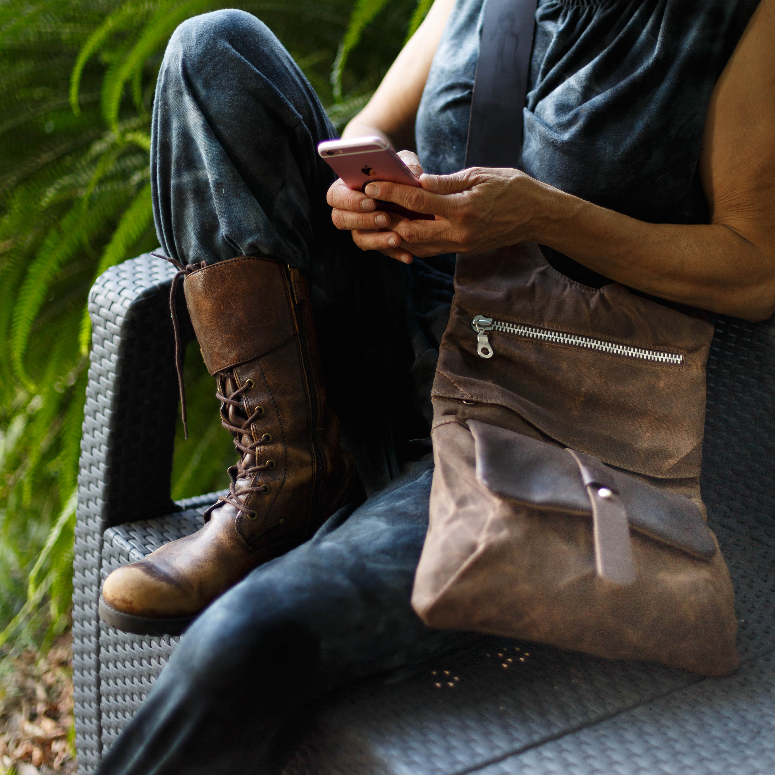 sling bag for bikers