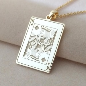 Collana Re di Quadri, Collana con qualsiasi carta da gioco, Collana con carte da poker personalizzate, Collana con ciondolo personalizzato per il gioco d'azzardo, Gioielli con giochi di carte