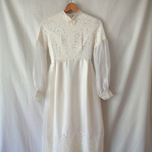 Vintage 60s 70s Hippie Princess Wedding Dress Lace Nwt Nos Made in the USA XS