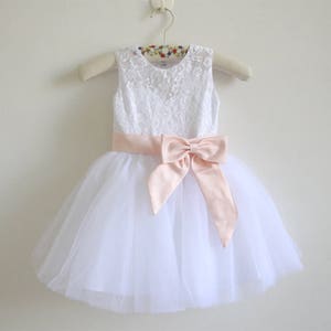 White Lace Flower Girl Dress Blush Pink Baby Girls Dress Lace Tulle White Flower Girl Dress With Blush Pink Sash/Bows Sleeveless
