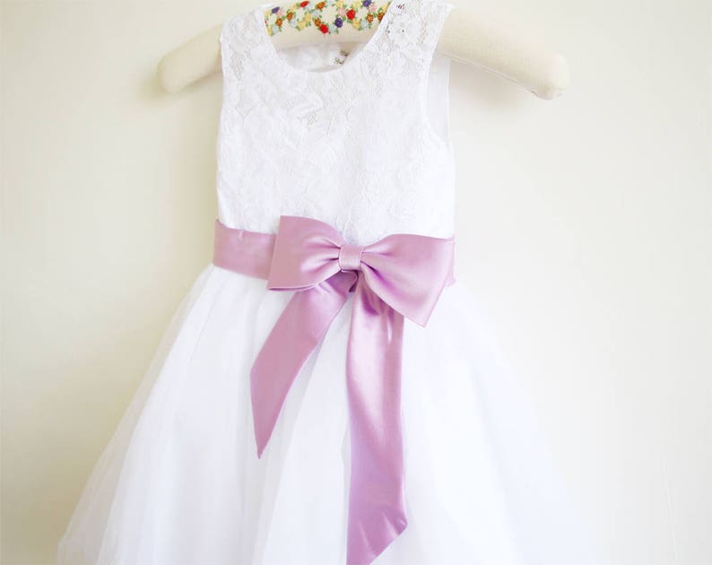 White Flower Girl Dress Lace Lilac Baby Girls Dress Tulle White Flower Girl Dress With Lilac Sash/Bows Sleeveless image 3