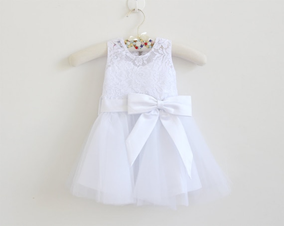 Baby Lovely Lace Lapels Flower Dress