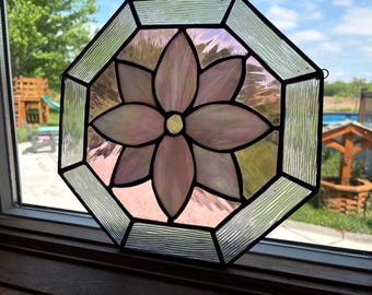Dainty and Feminine Octagon